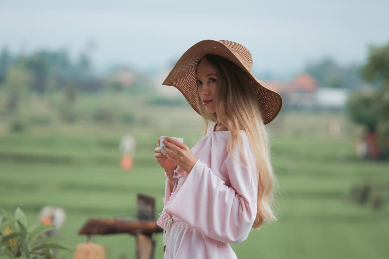 Maha Shanti Ubud Villa ภายนอก รูปภาพ