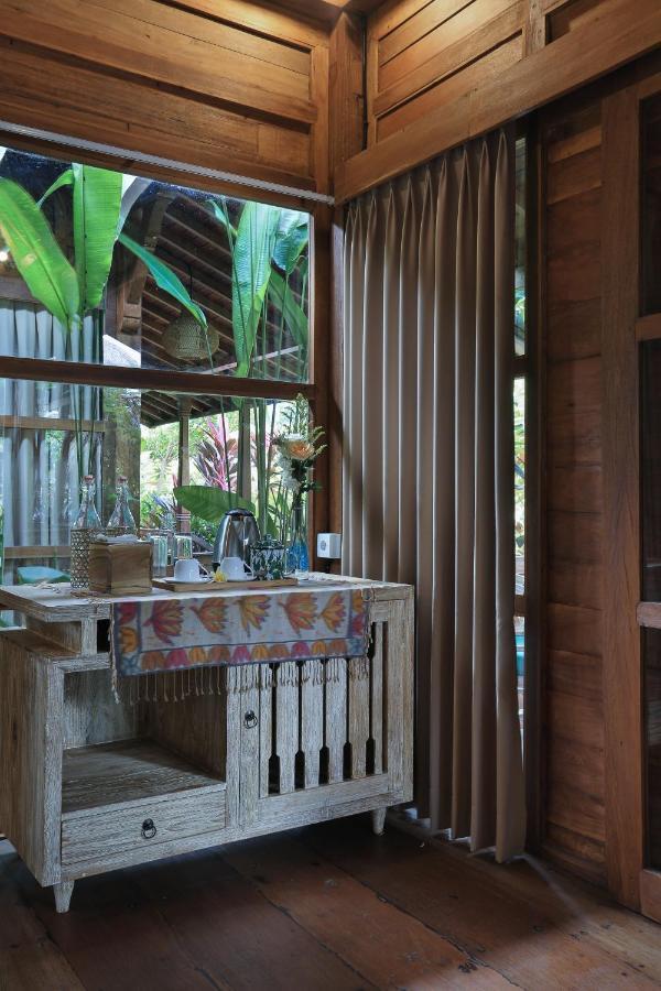 Maha Shanti Ubud Villa ภายนอก รูปภาพ